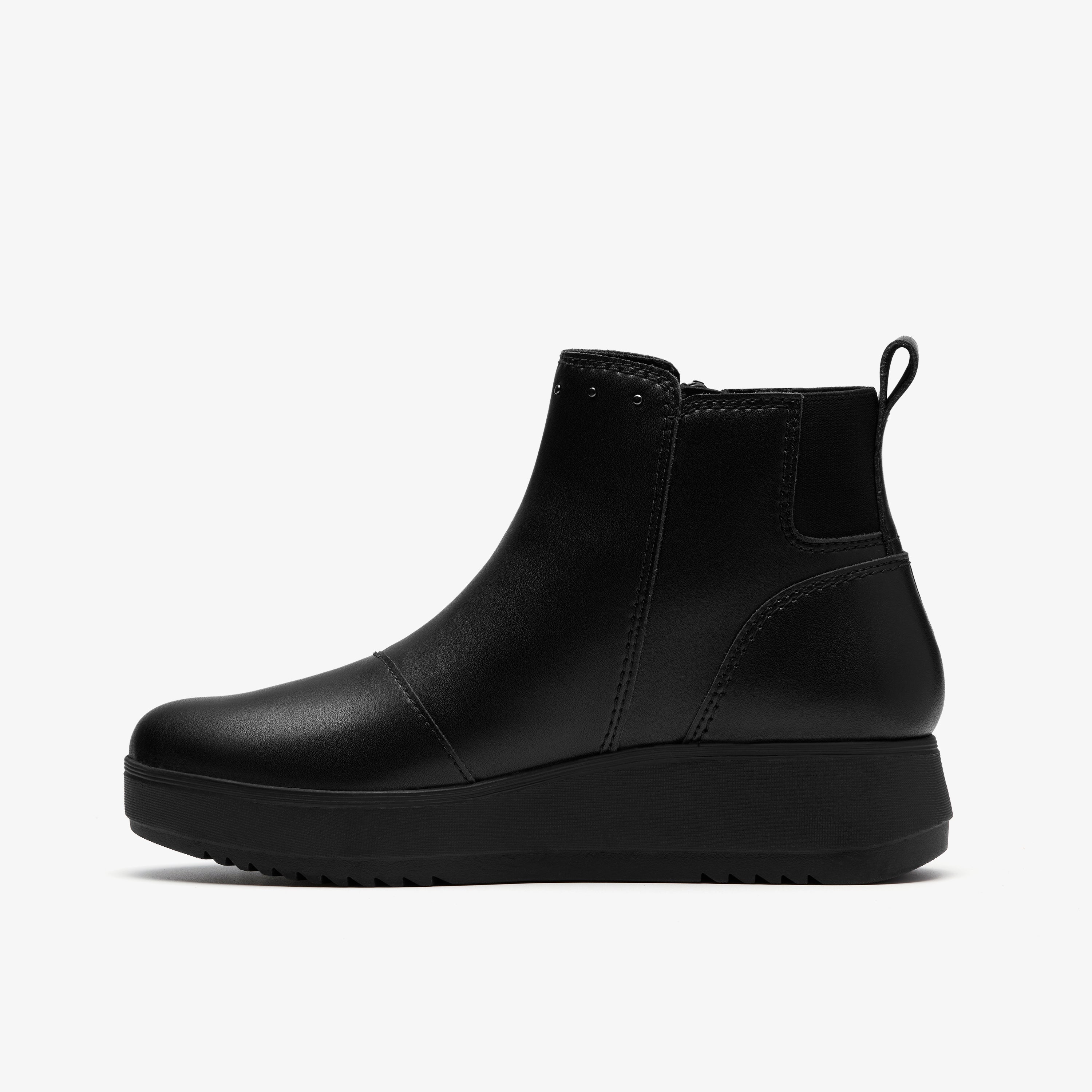 クラークス Clarks Zylah Willow / ザイラウィロー (ブラックレザー)の2枚目
