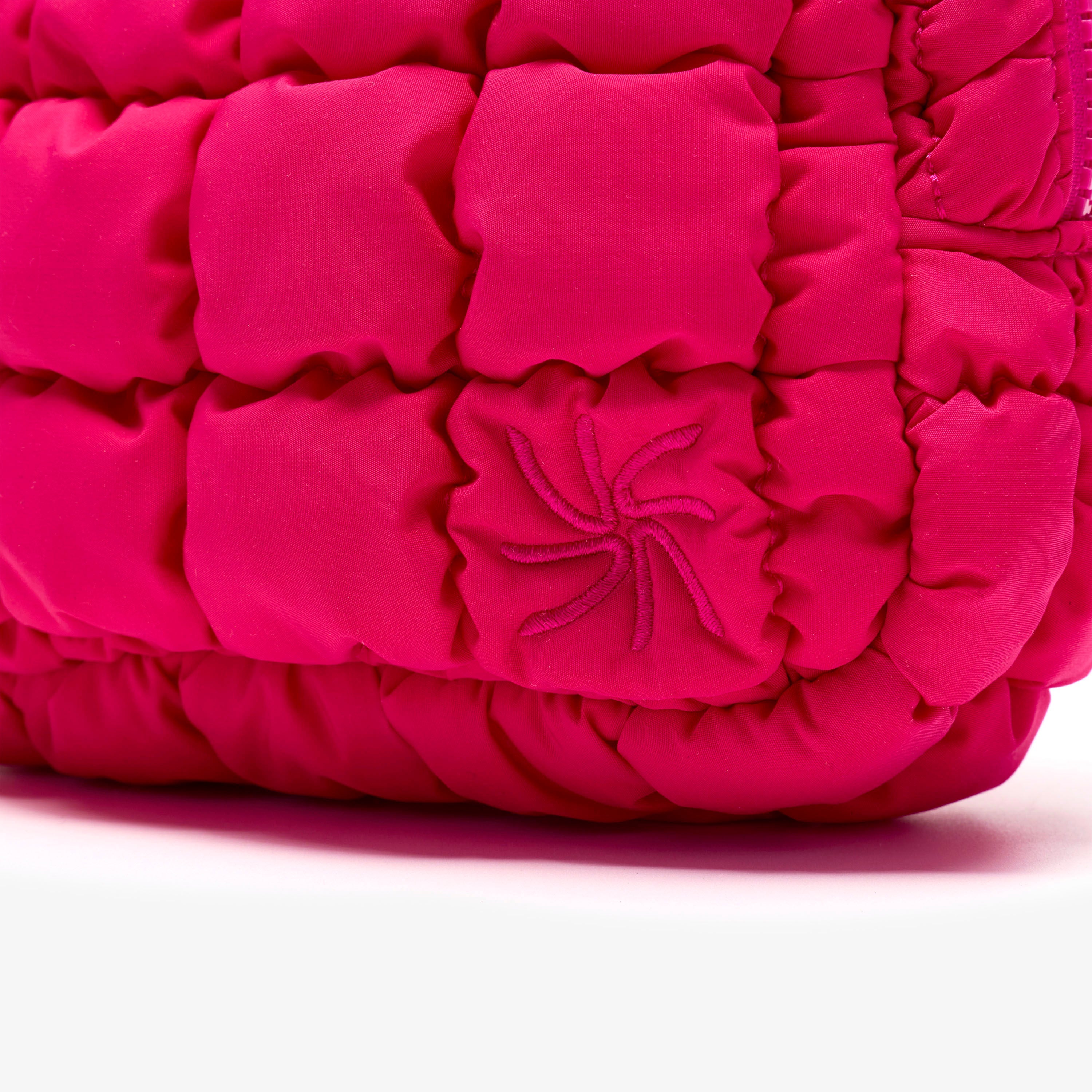 Quilt Wash Bag / キルト ウォッシュバッグ(ブライトピンク)の5枚目