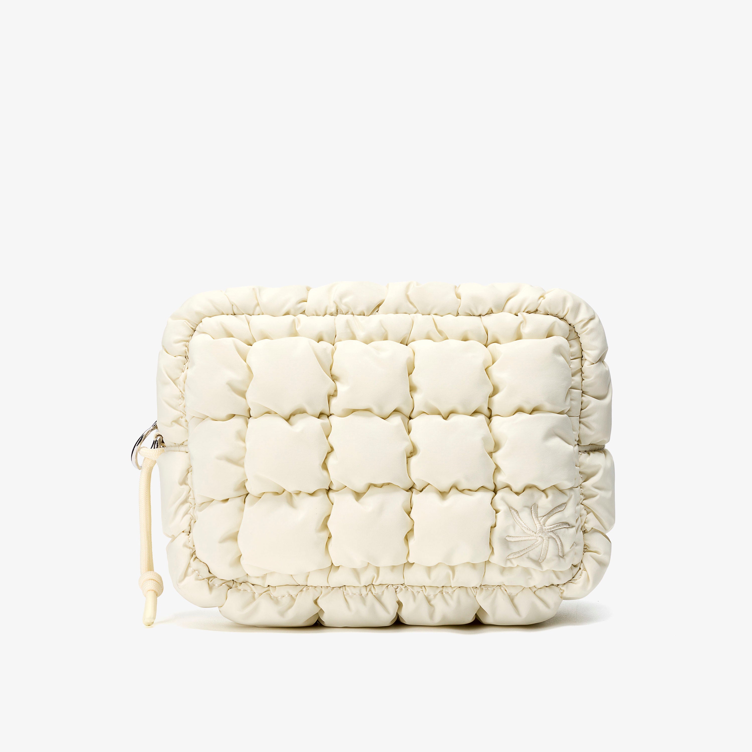 Quilt Wash Bag / キルト ウォッシュバッグ(クリーム)の1枚目